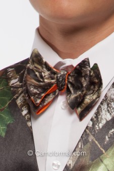 *Men's Self-Tie 2 Color Camo Bow Ties